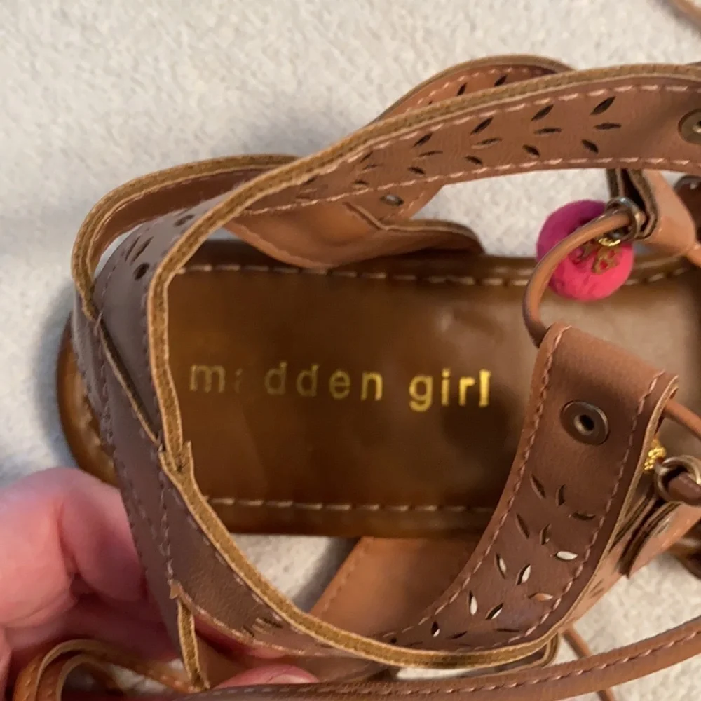 Madden Girl gladiator sandals laser cut decor lace up w/poms flats size 9